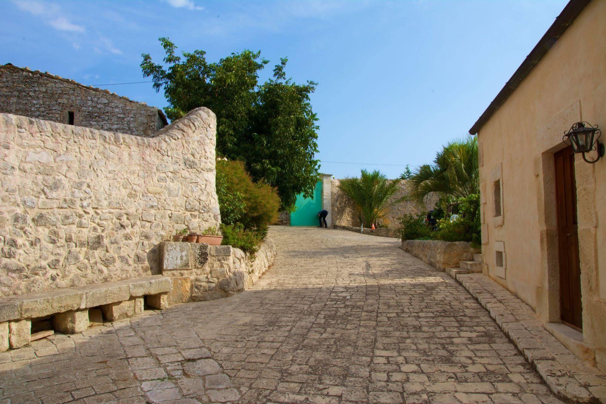 Relais Cimilla B&B Ragusa Exterior foto