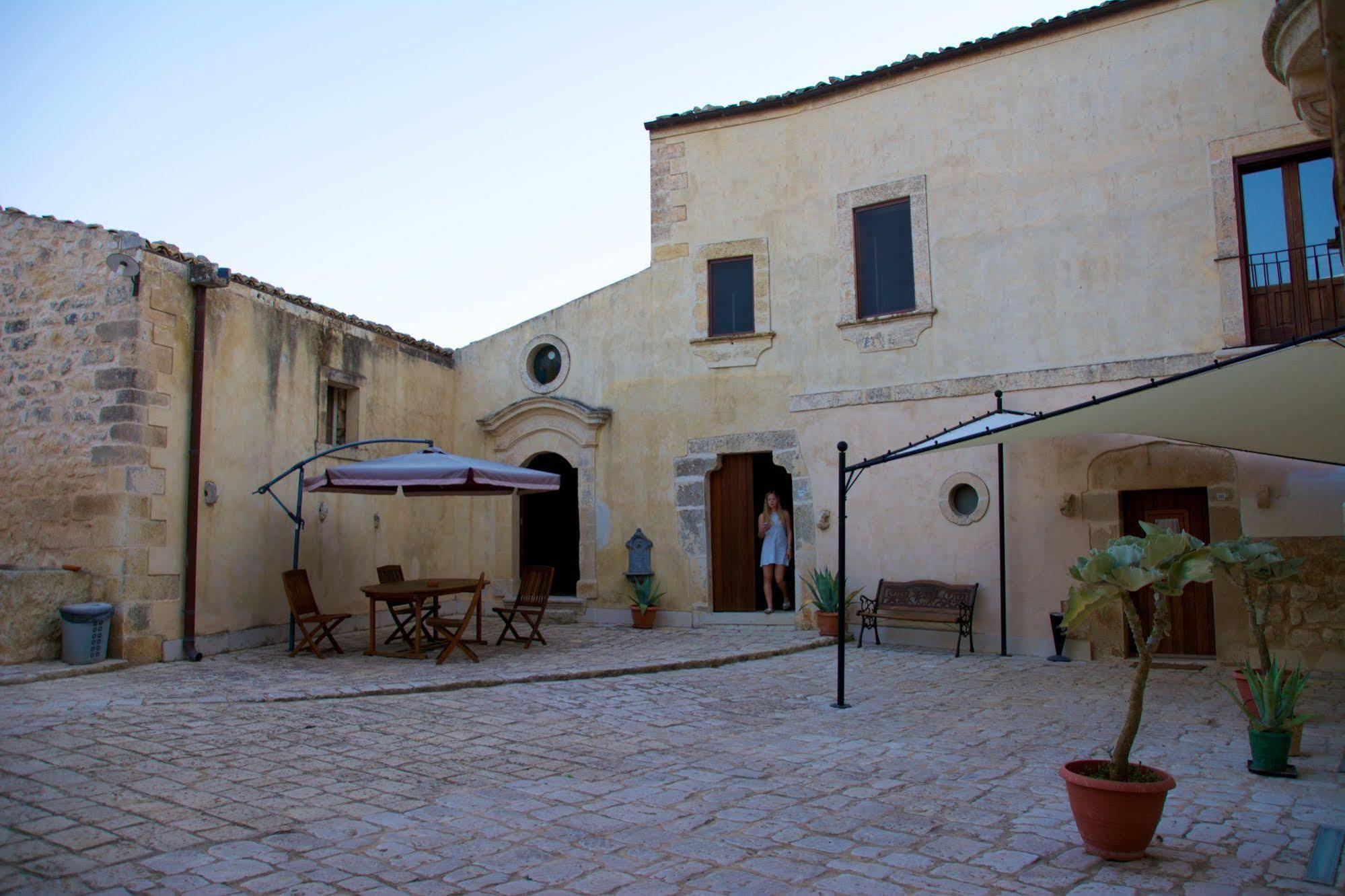 Relais Cimilla B&B Ragusa Exterior foto